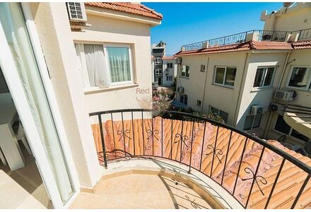 Apartment 4-room 3+1 in Kyrenia (downtown) Cyprus area 155m² 