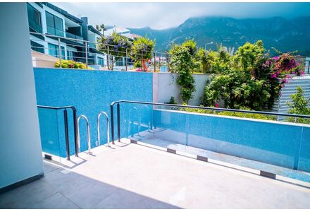 Apartment 5-room 4+1 in the forest in Kyrenia (downtown) Cyprus area 230m² 