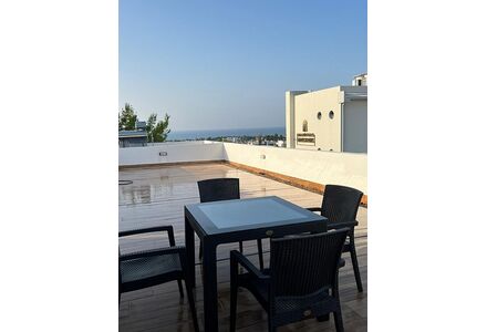 Apartment 3-room 2+1 in Kyrenia (downtown) Cyprus area 90m² 