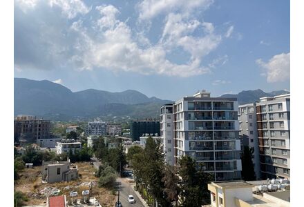 Apartment 3-room 2+1 by the sea in Kyrenia (downtown) Cyprus area 80m² 