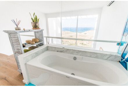 Apartment 2-room 1+1 by the sea in Kyrenia (downtown) Cyprus area 57m² 