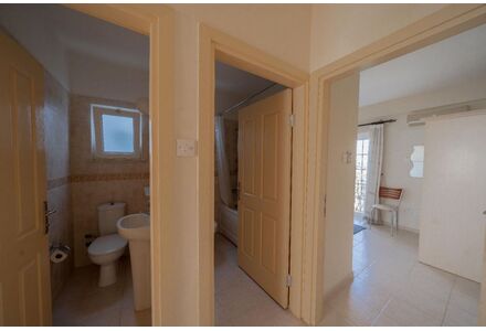 Apartment 4-room 3+1 by the sea in Lapithos (Lapta) Cyprus area 105m² 