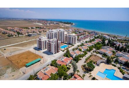 Apartment 2-room 1+1 by the sea in Iskele (Long Beach) Cyprus area 54m² 