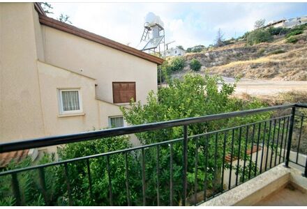 Apartment 2-room 1+1 by the sea in Kato Paphos (Kato Paphos) Cyprus area 60m² 3 floor