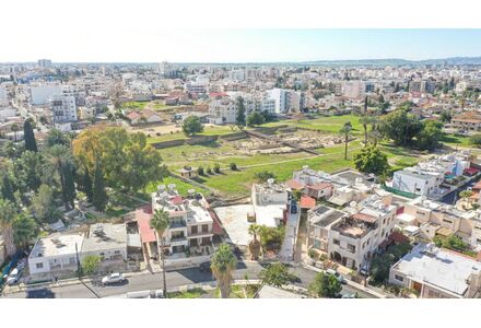 Apartment 1-room 1+1 by the sea in Larnaca Cyprus area 68m² 1 floor