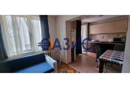 Квартира 4-комнатная 3+1 в Несебре площадь 150м² 2 этаж