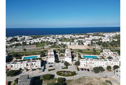 Apartment 3-room 2+1 by the sea in Kyrenia (downtown) Cyprus area 75m² 2 floor