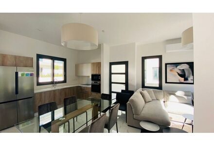 Apartment 3-room 2+1 by the sea in Limassol Cyprus area 121m² 