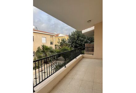 Квартира 4-комнатная 3+1 в горах в Пафосе (центр) площадь 127м² 2 этаж