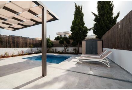 Apartment 4-room 3+1 by the sea in Paphos (downtown) (Paphos) Cyprus area 130m² 
