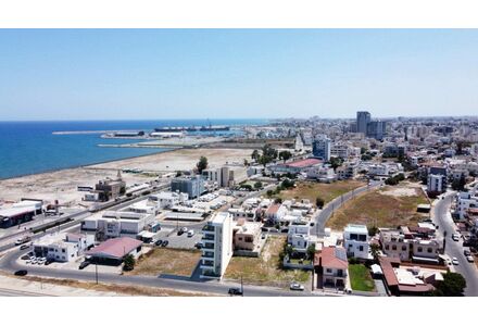 Квартира 2-комнатная 1+1 в Ларнаке площадь 94м²