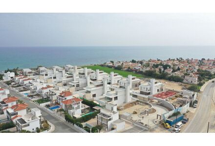 Дом у моря в Ларнаке площадь 275м² 1-этажный