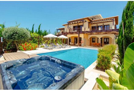Villa in Paphos (downtown) (Paphos) Cyprus area 185m² 