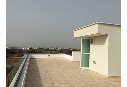 Villa by the sea in Paphos (downtown) Cyprus area 178m² 2 floors