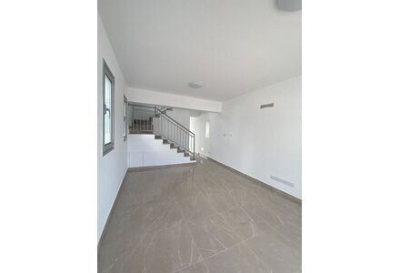 Дом в Пафосе (центр) (Пафос) площадь 155м² 3-этажный