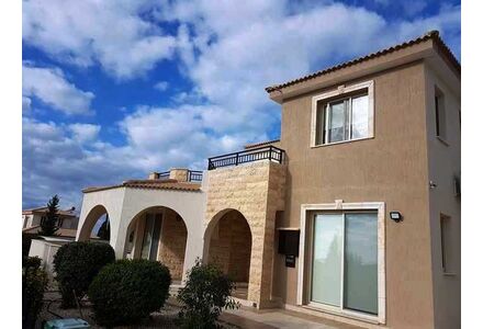 Villa by the sea in Paphos (downtown) (Paphos) Cyprus area 225m² 2 floors