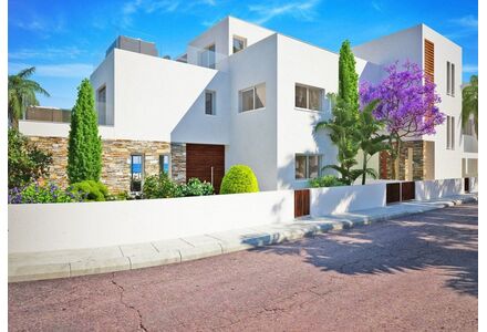 Villa by the sea in Paphos (downtown) (Paphos) Cyprus area 250m² 2 floors
