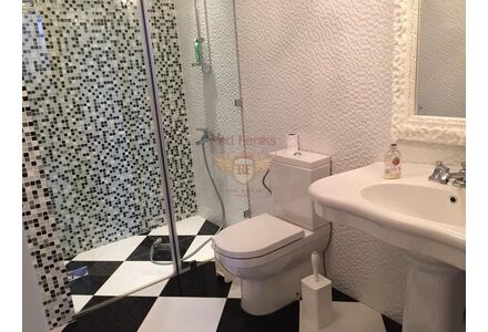 Вилла в центре Кирении площадь 450м²