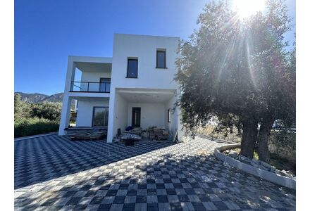 Вилла в центре Кирении площадь 235м² 2-этажный