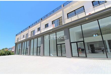 Коммерческая недвижимость в центре Кирении 60м²