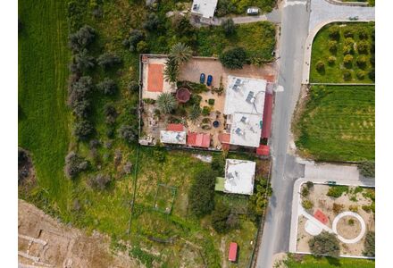 Коммерческая недвижимость у моря в Пафосе (центр) (Пафос) 480м²