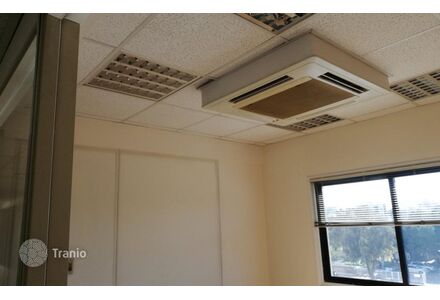 Офисное помещение в Ларнаке 407м²