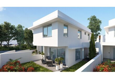 Коммерческая недвижимость в Ларнаке 1483м²