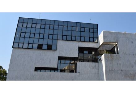 Коммерческая недвижимость в Никосии (центр) 3245м²