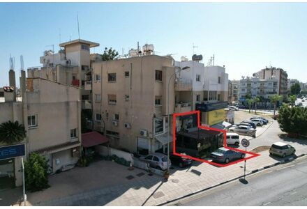 Commercial property in Larnaca (Chrysopolitissa) Cyprus 71m² 
