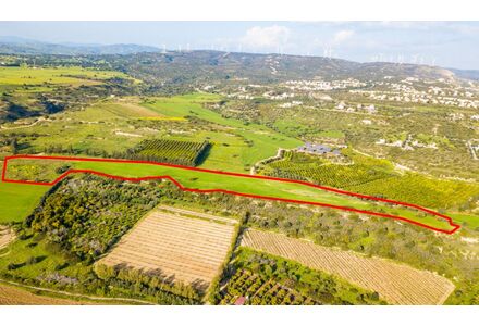 Land in Paphos (downtown) (Paphos) Cyprus plot within city limits 5886400m² 