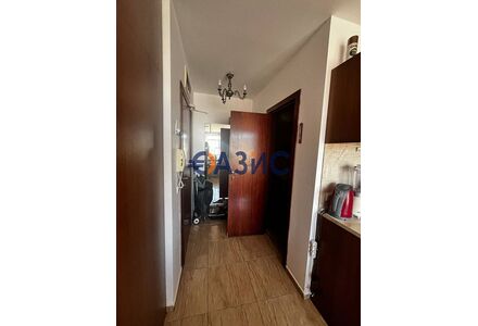 Квартира 3-комнатная 2+1 в Несебре (Солнечный Берег) площадь 140м² 6 этаж