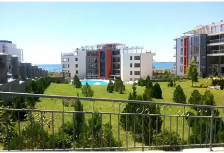 Квартира 3-комнатная 2+1 у моря в Несебре (Святой Влас) площадь 125м² 2 этаж