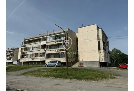 Квартира 3-комнатная 2+1 в Средец (Дебелт) площадь 102м² 1 этаж