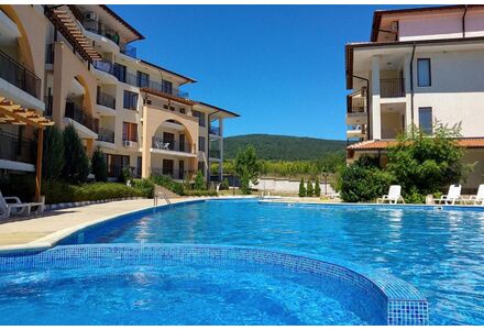 Apartment 2-room 1+1 by the sea in Nesebar (Kosharitsa) Bulgaria area 54m² 3 floor