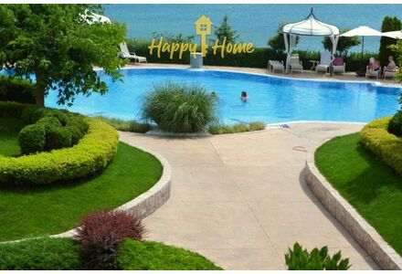 Apartment 2-room 1+1 by the sea in Nesebar (Sveti Vlas) Bulgaria area 83m² 2 floor