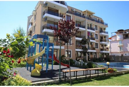 Квартира 2-комнатная 1+1 у моря в Несебре (Равда) площадь 62м² 3 этаж