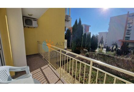 Квартира 2-комнатная 1+1 в Несебре (Святой Влас) площадь 67м²