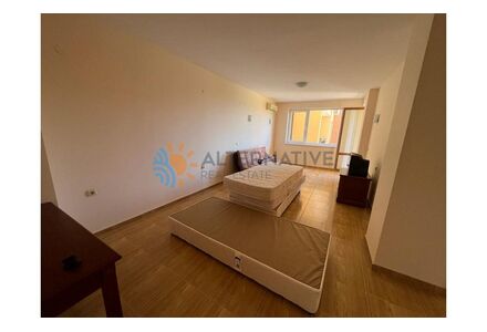 Apartment 2-room 1+1 in Nesebar (Sveti Vlas) Bulgaria area 75m² 3 floor
