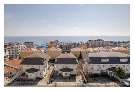 Квартира 2-комнатная 1+1 в Несебре (Святой Влас) площадь 60м² 2 этаж