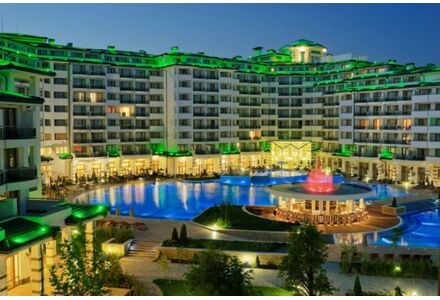 Apartment 4-room 3+1 by the sea in Nesebar (Ravda) Bulgaria area 140m² 3 floor