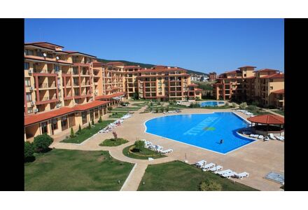 Apartment 2-room 1+1 by the sea in Nesebar (Sveti Vlas) Bulgaria area 70m² 3 floor