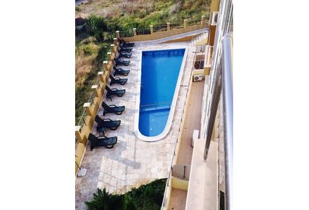 Apartment 3-room 2+1 by the sea in Byala Bulgaria area 98m² 2 floor