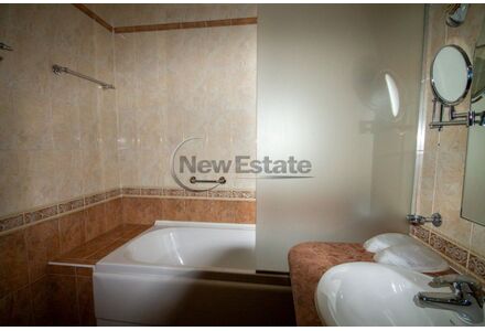 Квартира 3-комнатная 2+1 в Поморие площадь 110м² 7 этаж