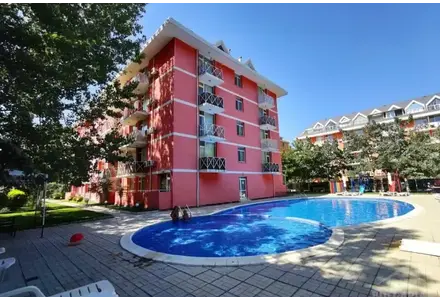 Квартира 2-комнатная 1+1 у моря в Несебре (Солнечный Берег) площадь 50м² 3 этаж