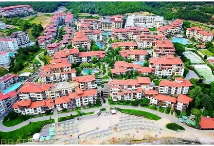 Apartment 3-room 2+1 by the sea in Nesebar (Sveti Vlas) Bulgaria area 120m² 4 floor