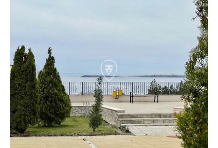 Квартира 2-комнатная 1+1 у моря в Несебре (Святой Влас) площадь 74м² 1 этаж