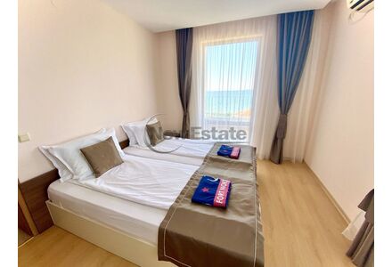 Квартира 3-комнатная 2+1 в Несебре (Святой Влас) площадь 111м² 3 этаж