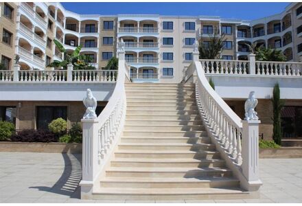 Apartment 1-room 1+0 studio by the sea in Nesebar Bulgaria area 37m² 1 floor