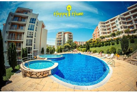 Apartment 3-room 2+1 by the sea in Nesebar (Sveti Vlas) Bulgaria area 110m² 3 floor