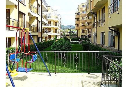 Apartment 3-room 2+1 by the sea in Nesebar (Sveti Vlas) Bulgaria area 92m² 2 floor
